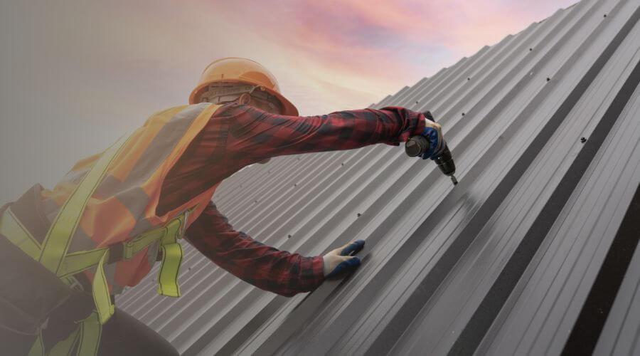 Professional metal roof installation in Lindenwood, IL